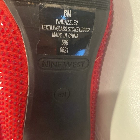 Nine West Red Ruby Slouch Bootie 6 Dazzling! Embellished Beautiful Red Crystals! - Picture 5 of 7